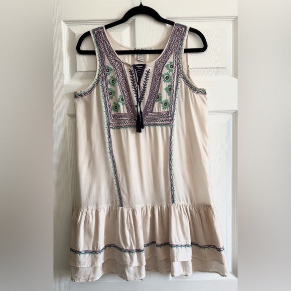 American Rag Dresses & Skirts - American Rag Cream Dress with Purple and Green Embroidery
